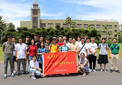 華中農業大学水産学院の学生と先生が来学しました