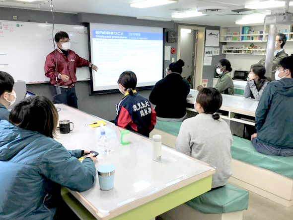 かごしま丸が東京海洋大学の学生を対象とした共同利用乗船実習を実施しました