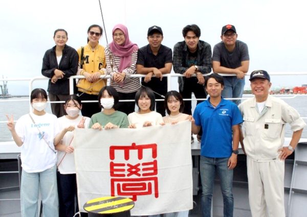 かごしま丸が熱帯水産学国際連携履修プログラム（ILP）構成研究科の学生を対象とした共同利用乗船実習を実施しました