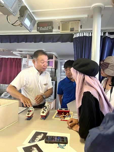 かごしま丸が熱帯水産学国際連携履修プログラム（ILP）構成研究科の学生を対象とした共同利用乗船実習を実施しました
