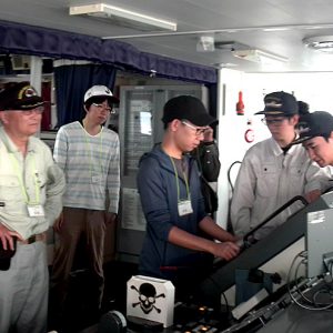 かごしま丸が放送大学の学生を対象とした共同利用乗船実習を実施しました
